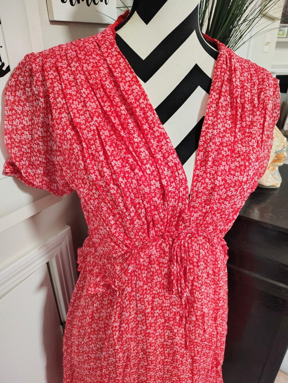 The Kooples Red Ditsy Floral Mini Dress Women's Large Coquette Scandigirl Preppy - Picture 3 of 12